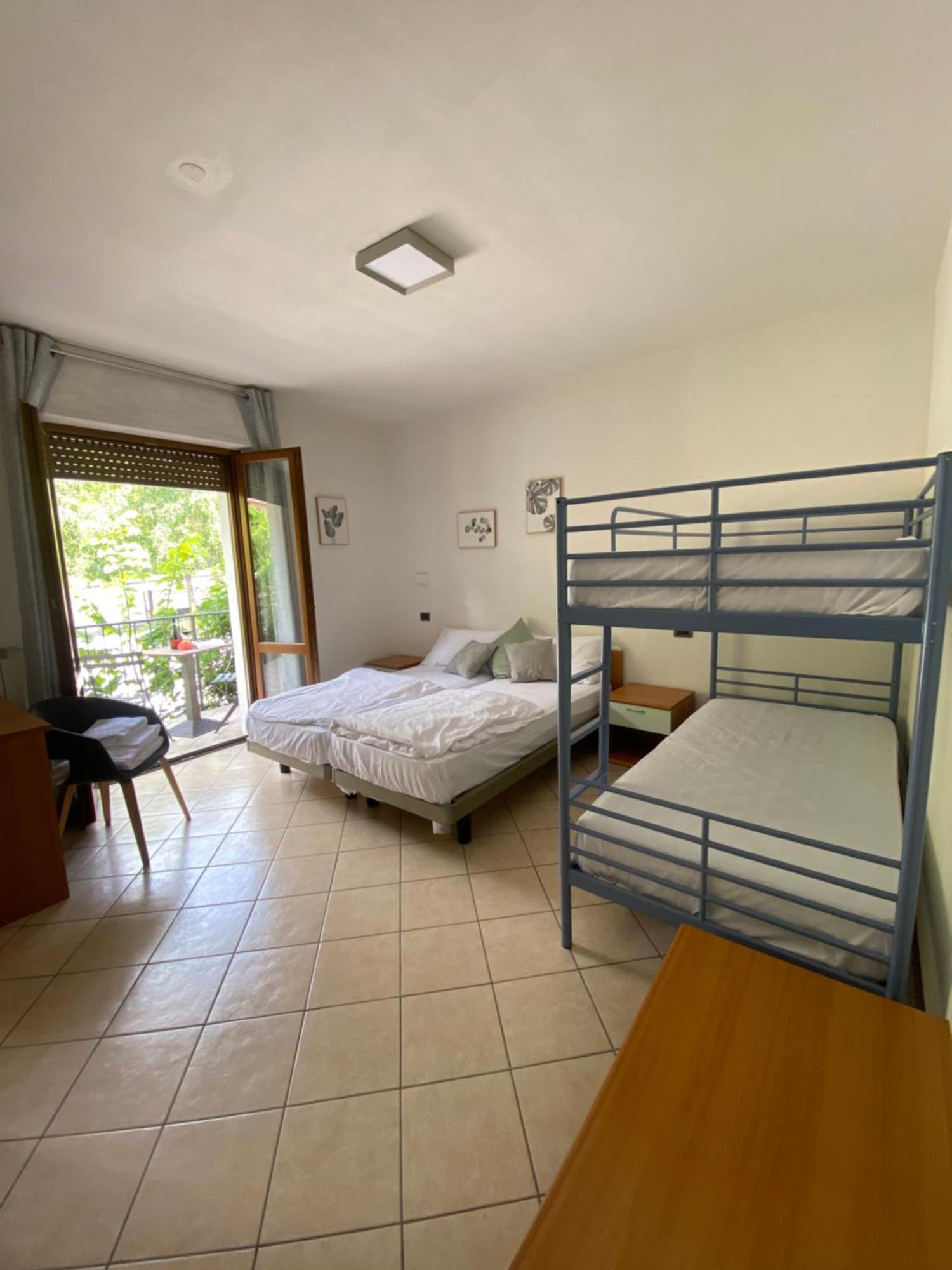 Ca' Ai Tigli Hotel Tignale Bagian luar foto